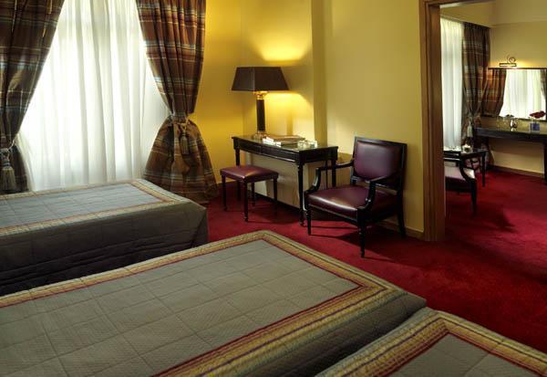 Best Western Esperia Palace Hotel Афины Номер фото